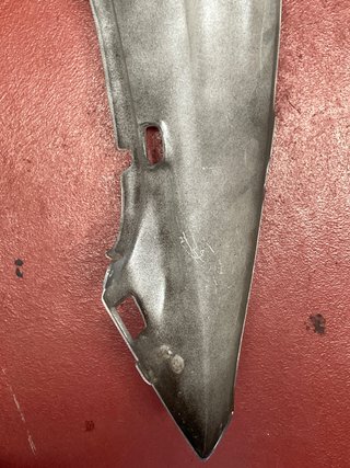 Tapa lateral izquierda YZF 600 Thundercat 2000