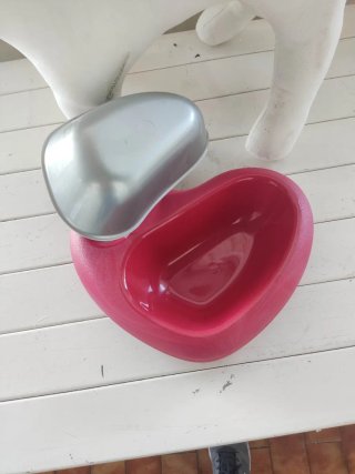 Ciotola cane cuore con vassoio