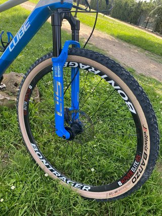 Bicicleta Cube Elite