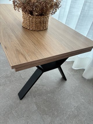 Mesa de centro madera que se levanta para comer