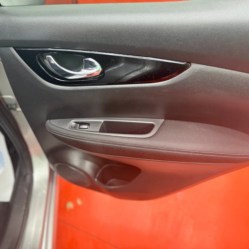Nissan Qashqai 2015, foto 14