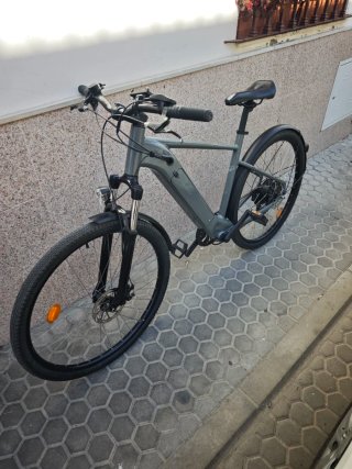Bicicleta Eléctrica Trekking Rockrider 28