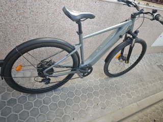 Bicicleta Eléctrica Trekking Rockrider 28