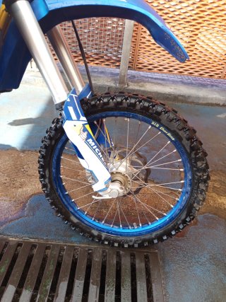 Husaberg 390 FE Enduro Moto