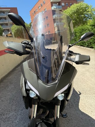 Yamaha Tracer 7 Gris