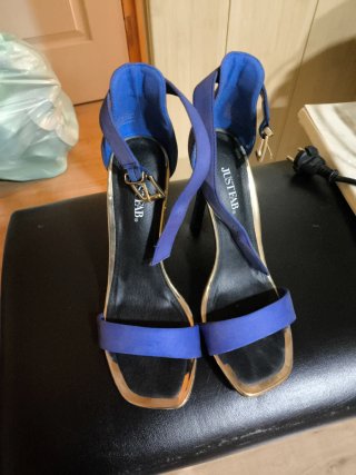 Sandalias Justfab Azul y Dorado Talla X