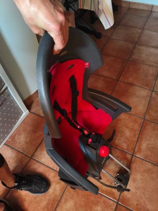 Sillita bici bebé Hamax roja