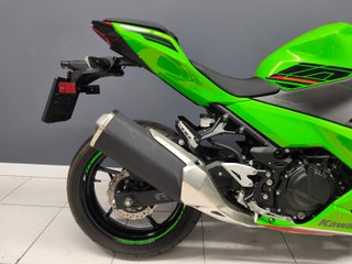 KAWASAKI NINJA 400