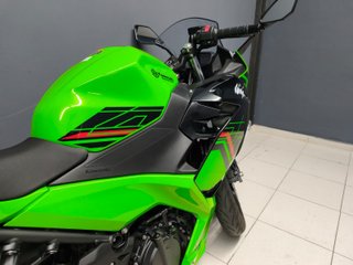 KAWASAKI NINJA 400