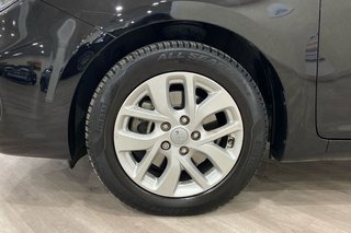 Kia Carens   1.6 GDi 99kW 135CV Concept