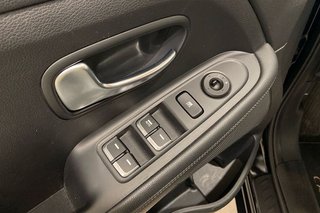 Kia Carens   1.6 GDi 99kW 135CV Concept