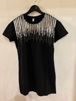 Vestido negro con lentejuelas plateadas T-única
