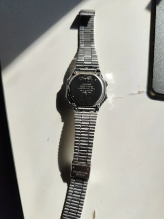 Reloj Casio Plateado