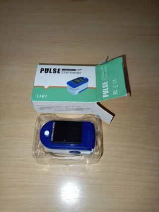 Pulsómetro Oxímetro de Dedo Lk87