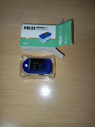 Pulsómetro Oxímetro de Dedo Lk87