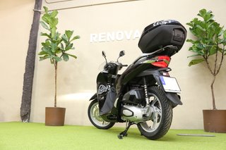 Honda SH125 Negra - Moto Scooter Automática