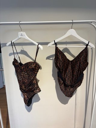 Bañador Lola Casademunt Animal Print y Logo