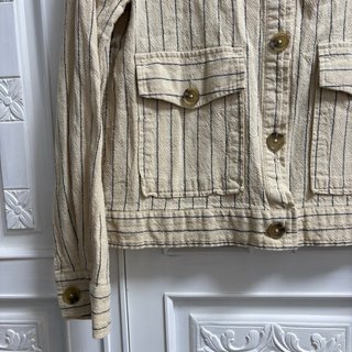 Chaqueta ligera a rayas beige y negra