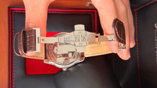 Jaguar Reloj Suizo Zafiro Cristal