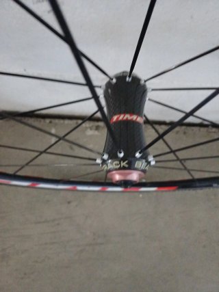 Ruedas Time Hi-Tense