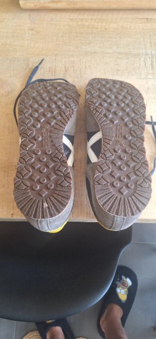 Zapatillas Munich Talla 43