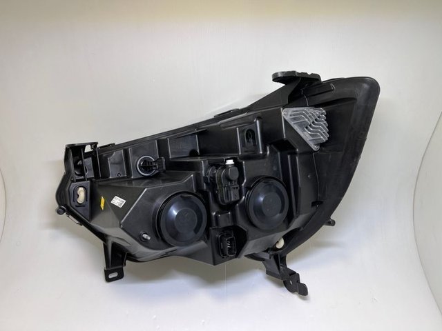FARO DERECHO RENAULT MASTER 3 FV