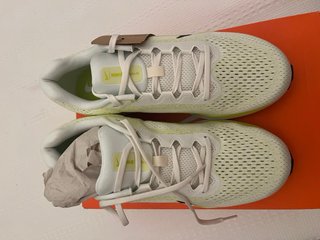 Nike Air Winflo 11 uomo bianche e verdi