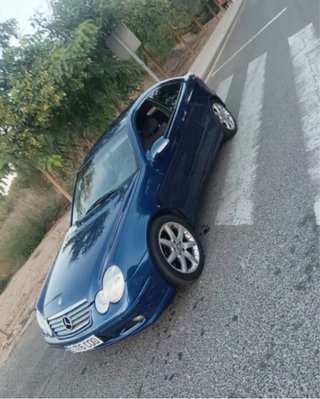Mercedes-Benz Clase C 2003