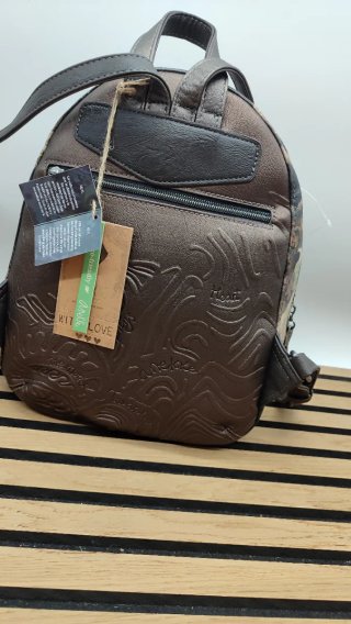 Mochila Anekke Beige y Dorada