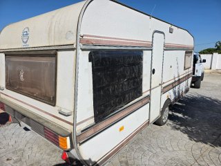Caravana Prestige en aceptable estado