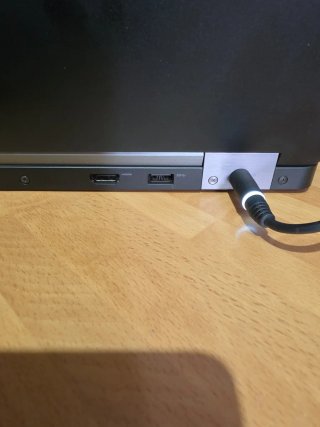 Portátil Dell Latitude E5570 Negro