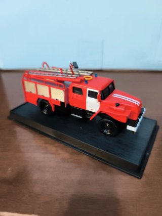 Modellino Camion Vigili del Fuoco URAL 2