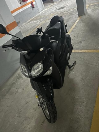 Yamaha Xcenter 125cc Negra