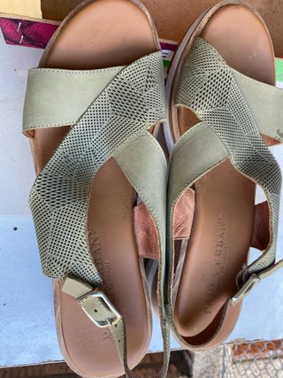 Sandalias Paula Urban Verde y Marrón Talla 40