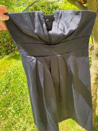 Vestido de fiesta palabra de honor negro
