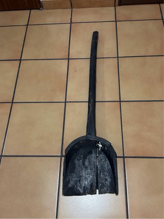 Antigüedades: Arado y Rueda Dentada
