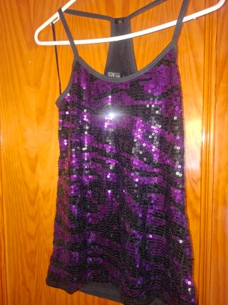 Top lentejuelas morado y negro