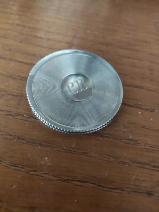 Copa de plata grabada