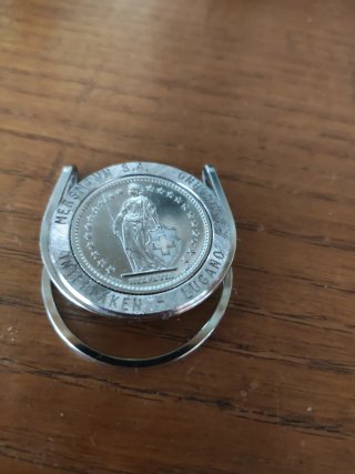 Copa de plata grabada