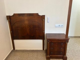 Conjunto cabecero y mesita de noche madera