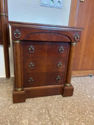 Conjunto cabecero y mesita de noche madera