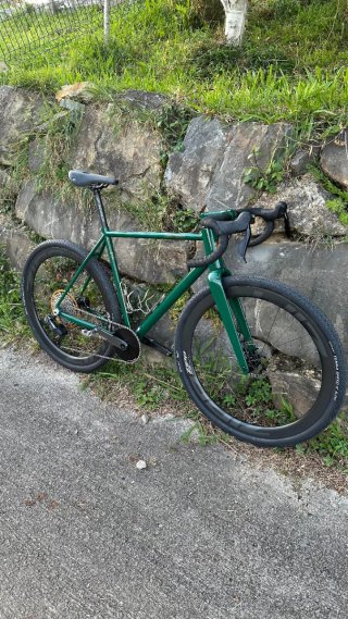 Cuadro Acero Gravel Hecho a Medida