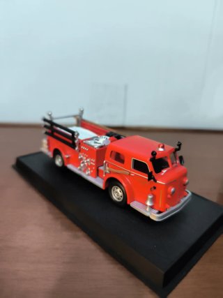 Modellino Camion Vigili del Fuoco American LaFranc
