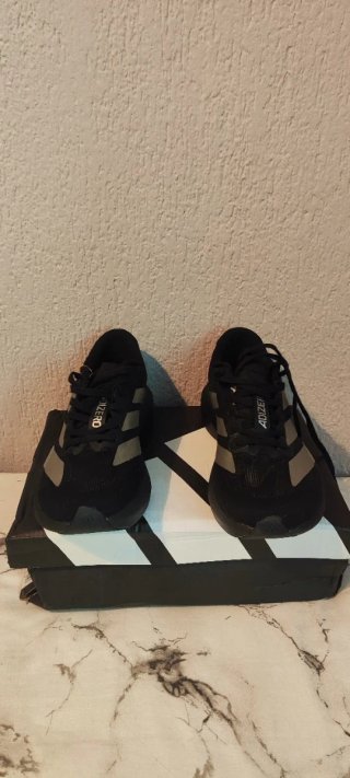 Zapatillas Adidas Adizero Evo Sl Negras y Plateada