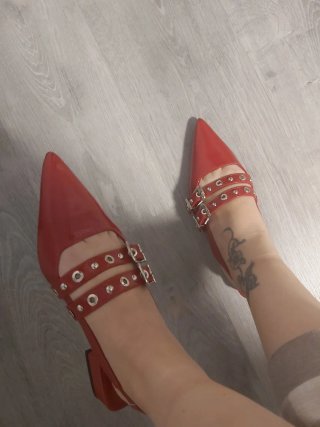 Zapatos RAID rojos destalonados talla 38