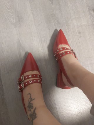 Zapatos RAID rojos destalonados talla 38
