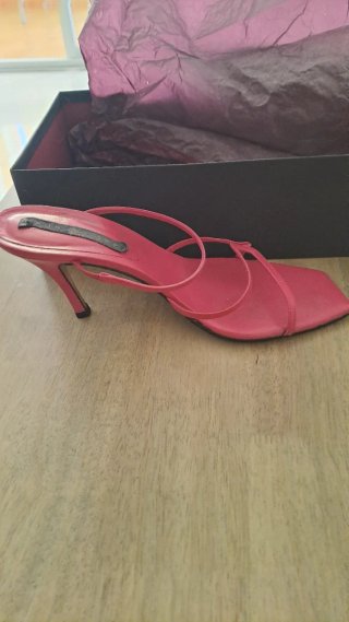 Sandalias fiesta Pura López fucsia