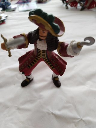Figura Capitán Garfio