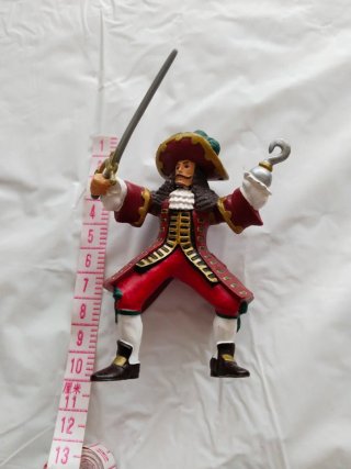 Figura Capitán Garfio