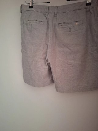 Bermuda Zara Gris